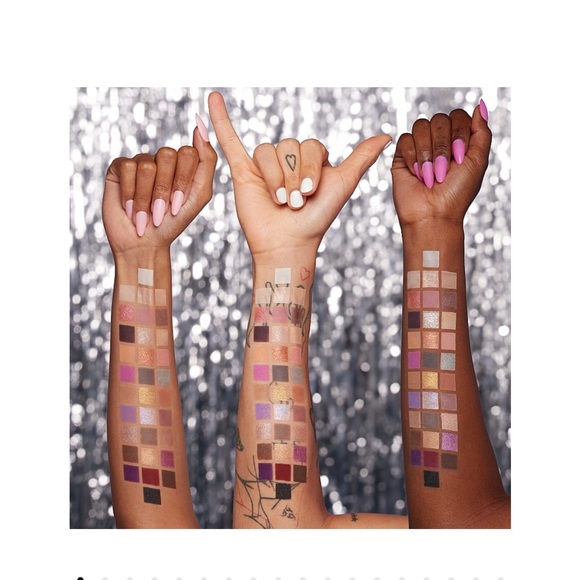 NYX Professional Makeup Ultimate Party on Sunset Eyeshadow Pallet - Picture 4 of 4